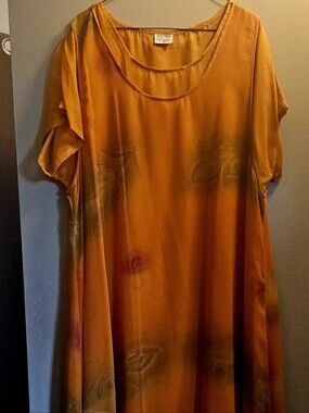 Flowy Women's Tunic Top in Golden Mustard